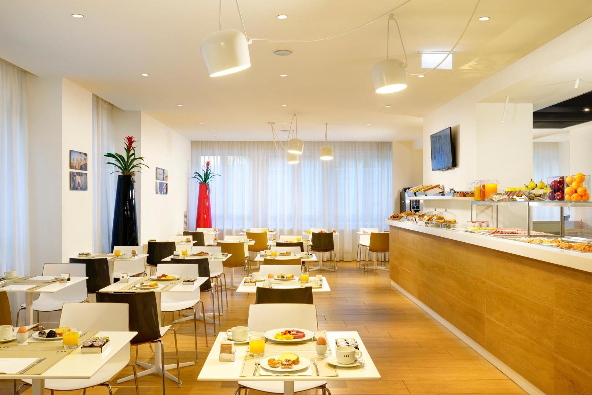 Una Hotels Century Milano — Photos 3